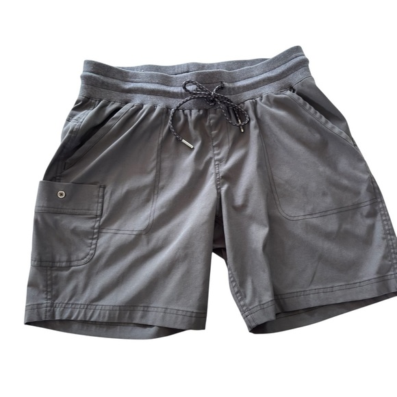 Columbia 8" Shorts Large Gavin Ridge Pull On Cargo Charcoal Lightweight XK0796 - Picture 1 of 11